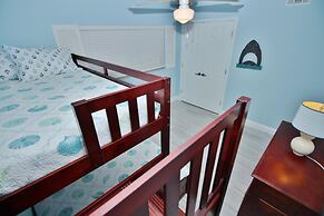 Sea Coast Gardens III 302