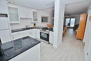 Sea Coast Gardens III 302