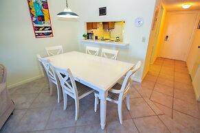 Sea Coast Gardens III 303