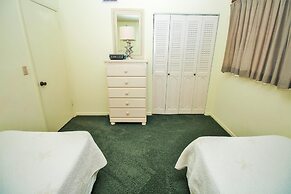 Sea Coast Gardens III 303