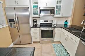 Sea Coast Gardens III 316