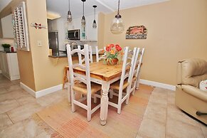 Sea Coast Gardens III 316