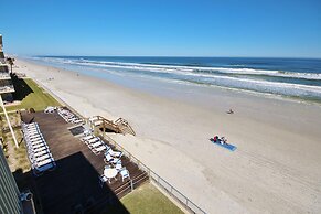 Sea Coast Gardens III 406