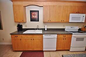 Sea Coast Gardens III 414