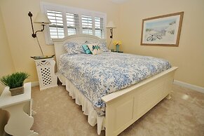 Sea Coast Gardens III 414