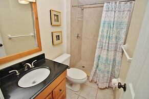 Sea Coast Gardens III 414