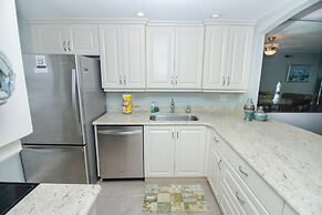 Sea Coast Gardens III 507