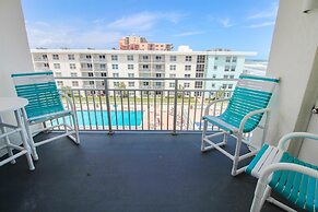 Sea Coast Gardens III 507