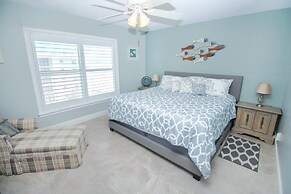 Sea Coast Gardens III 507