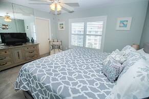 Sea Coast Gardens III 507