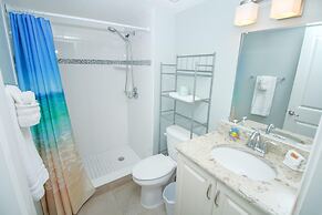 Sea Coast Gardens III 507