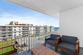 Sea Coast Gardens III 513