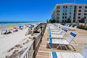 Sea Coast Gardens III 513