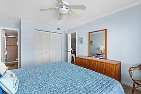 Sea Coast Gardens III 513