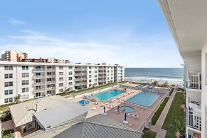 Sea Coast Gardens III 513