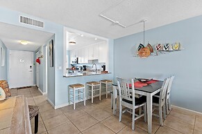 Sea Coast Gardens III 513