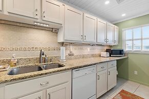 Sea Coast Gardens III 514