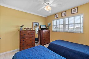 Sea Coast Gardens III 514