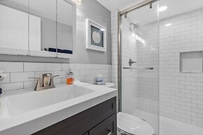 Sea Coast Gardens III 514