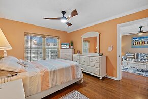 Sea Coast Gardens III 514