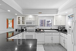 Shorehom by the Sea 14