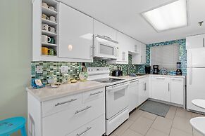 Shorehom by the Sea 51