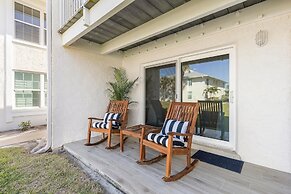 Colony Beach Club 122