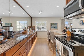 Colony Beach Club 246