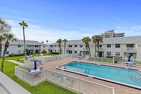 Colony Beach Club 246