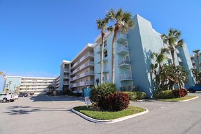 Sea Coast Gardens II 401