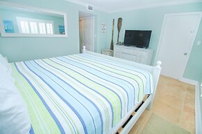 Sea Coast Gardens II 401