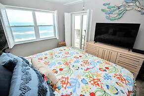 Ponce de Leon Towers 703