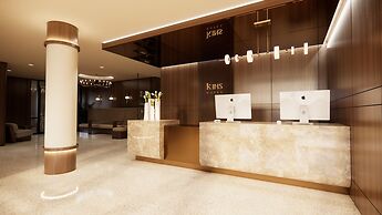 Kins Hotel
