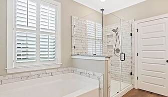 Savannahe Friendly Guest House