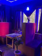 JeeRosh Hotel & Lodge