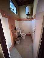 JeeRosh Hotel & Lodge