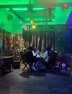 JeeRosh Hotel & Lodge