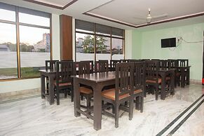 Hotel Aadarsha Inn