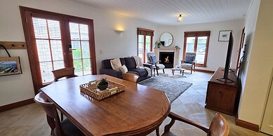 Sandstone Suites