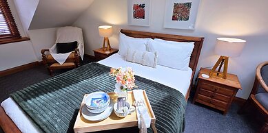 Sandstone Suites