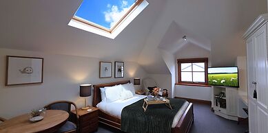 Sandstone Suites