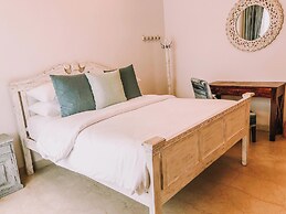 The Mahal Luxurious Homestay