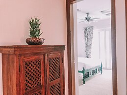 The Mahal Luxurious Homestay