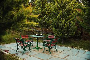 The GlenBrook Estate