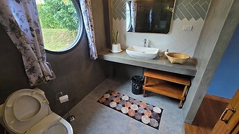 Zuu Tee Organic Farm & Roastery