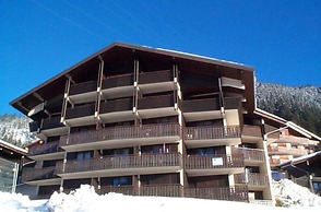 Apartment in Chatel Near Lac de Vonnes