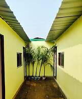 Maple Tree resort & restaurant