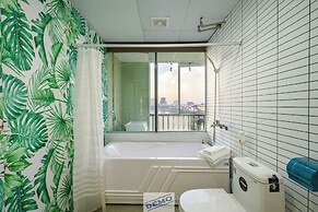 Luxe Paradise Residence 76 To Ngoc Van