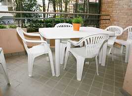 A Comfortably Furnished Flat Near the sea