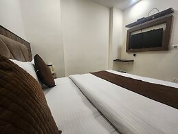 Hotel Merry Gold